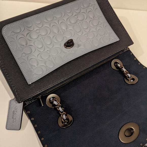 Coach Parker In Signature Leather With Rivets - Picture 8 of 11